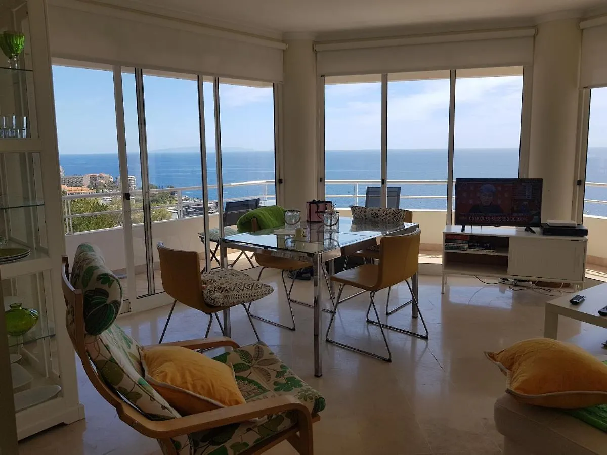 The Sunrise Of Your Dreams With Total Ocean View With New Modern Kitchens فونشال شقة