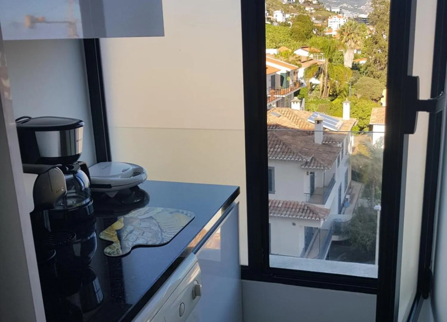 Apartment The Sunrise Of Your Dreams With Total Ocean View With New Modern Kitchens