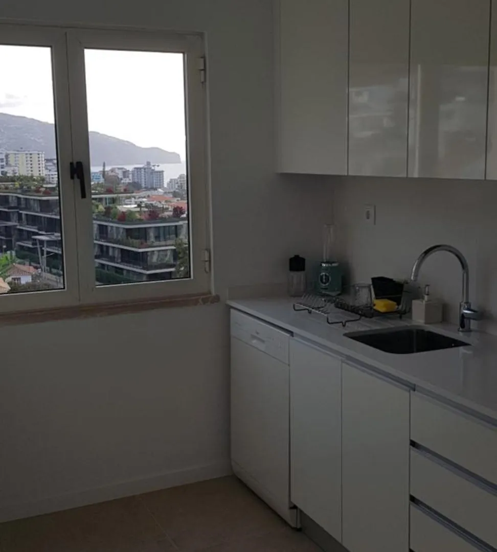 The Sunrise Of Your Dreams With Total Ocean View With New Modern Kitchens فونشال